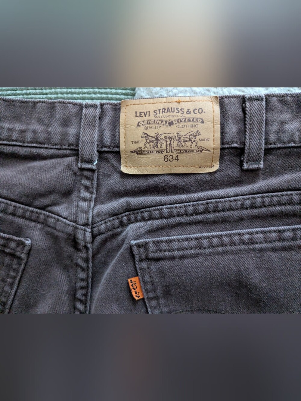 Levi's Men's Gray Jeans - Classic 634 Style